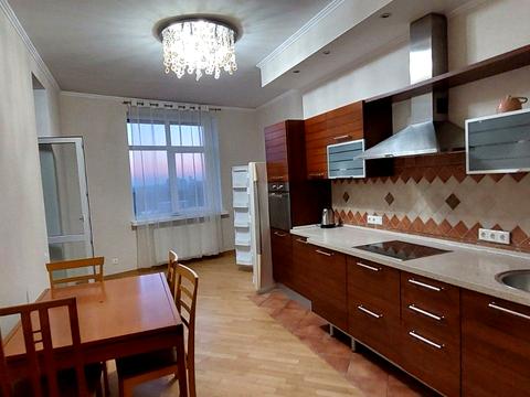 квартира за адресою Лесі Українки бульв., 7-Б