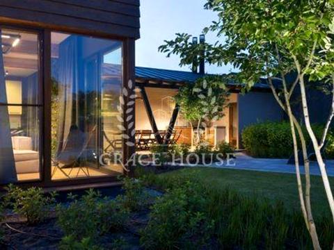 будинок за адресою Київ, Лютнева вул.