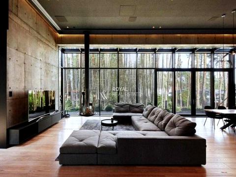 будинок за адресою с. Гнідин, Центральна вул., 1