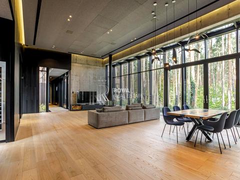 будинок за адресою с. Гнідин, Центральна вул., 1