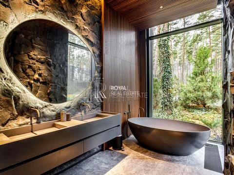 будинок за адресою с. Гнідин, Центральна вул., 1