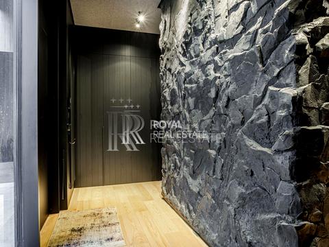 будинок за адресою с. Гнідин, Центральна вул., 1