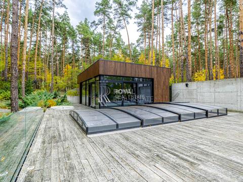 будинок за адресою с. Гнідин, Центральна вул., 1