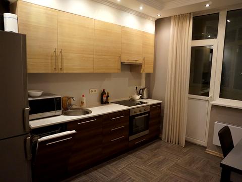 квартира за адресою Миколи Бажана просп., 8-Б