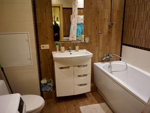 квартира за адресою Миколи Бажана просп., 8-Б