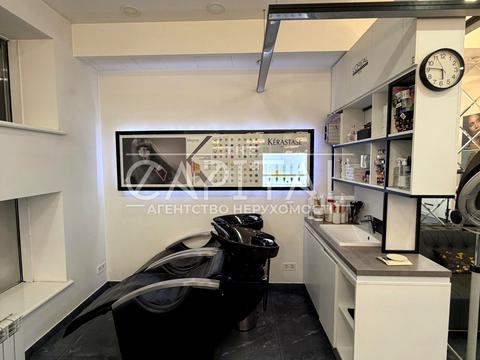 комерційна за адресою Антоновича вул. (Горького), 131