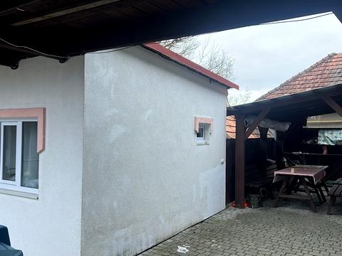 коммерческая по адресу Гагаріна, 1