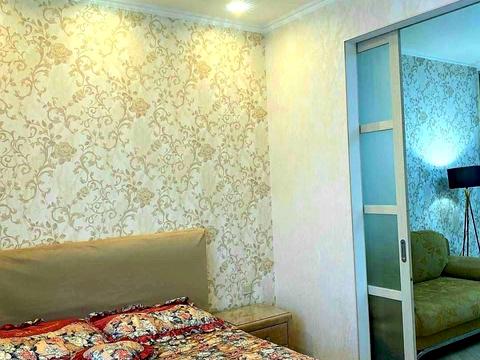 квартира за адресою 10 Квітня пл., 1