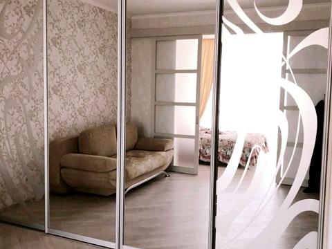 квартира за адресою 10 Квітня пл., 1