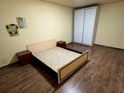 квартира за адресою Рубіновий бульв., 12