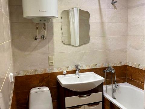 квартира за адресою Рубіновий бульв., 12