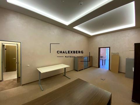 комерційна за адресою Музейний пров., 4