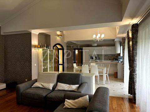 будинок за адресою Прикордонна вул., 44