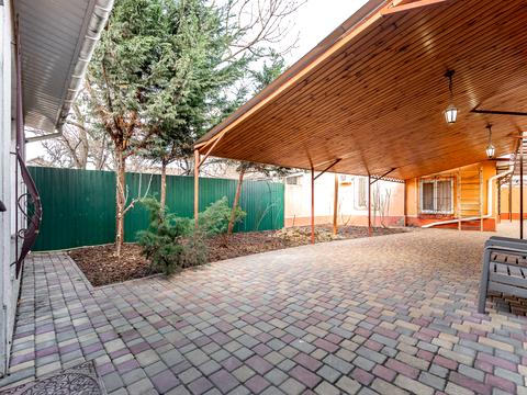 будинок за адресою провулок Гранатний, 8