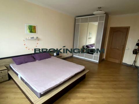 квартира за адресою Василя Симоненка вул., 2-Б