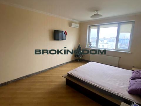 квартира за адресою Василя Симоненка вул., 2-Б