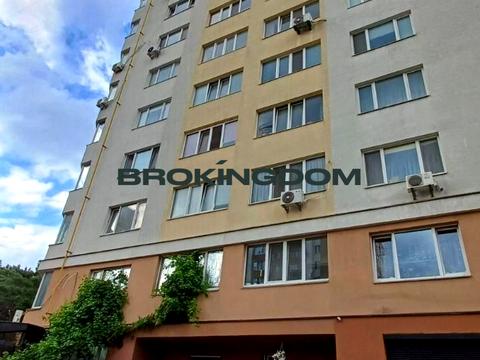 квартира за адресою Василя Симоненка вул., 2-Б