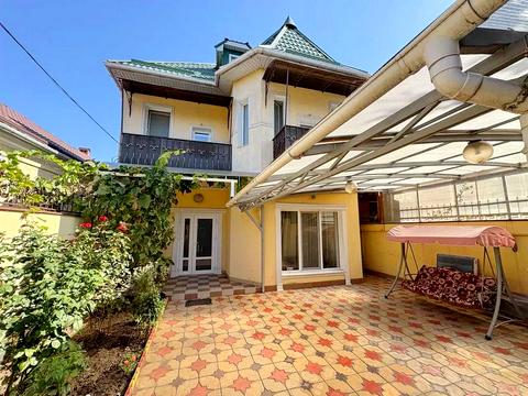 будинок за адресою Георгія Липського вул. (Толбухіна)