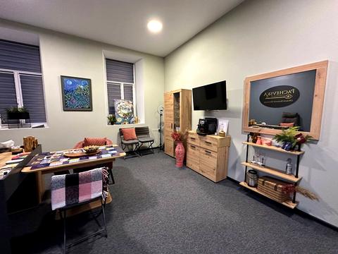 комерційна за адресою Миколи Оводова вул. (Козицького), 22