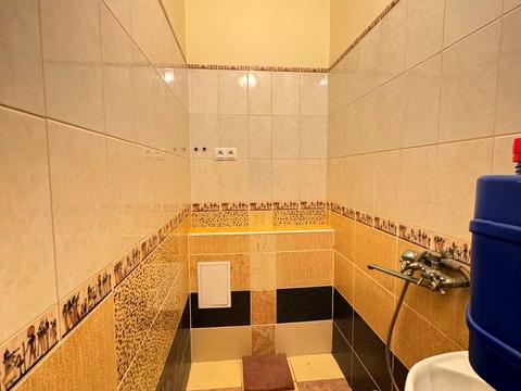 комерційна за адресою Левка Лук'яненка вул. (Маршала Тимошенка), 4