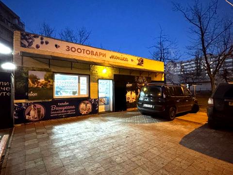 комерційна за адресою Левка Лук'яненка вул. (Маршала Тимошенка), 4