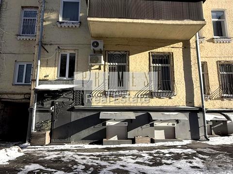 комерційна за адресою Хрестовий пров. (Миколи Гайцана вул.), 8/9