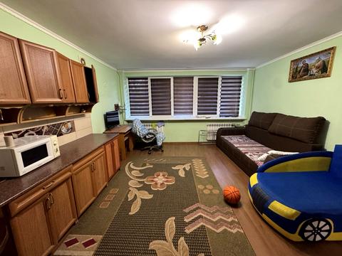 комната по адресу Орлиная ул., 8а