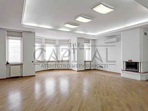 квартира за адресою Кудрявська вул., 13-19