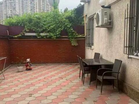 будинок за адресою Люстдорфська дорога вул., 27 будинок 24