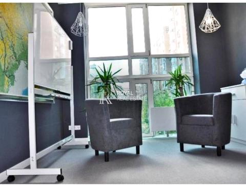 комерційна за адресою Київ, Володимира Івасюка просп. (Героїв Сталінграду), 4