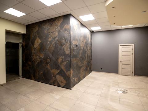 комерційна за адресою Радистів вул., 14