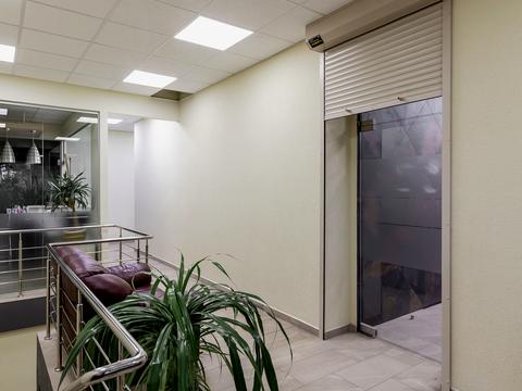 комерційна за адресою Радистів вул., 14