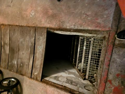 паркомісце за адресою Митрополита Василя Липківського вул. (Урицького), 15а