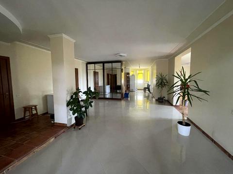 будинок за адресою Кленова вул.