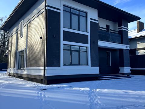 будинок за адресою Квітнева вул.