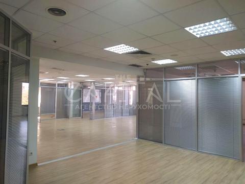 комерційна за адресою Богдана Хмельницького вул., 17/52