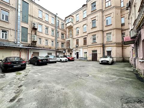 квартира по адресу Ивана Франко ул., 27/31