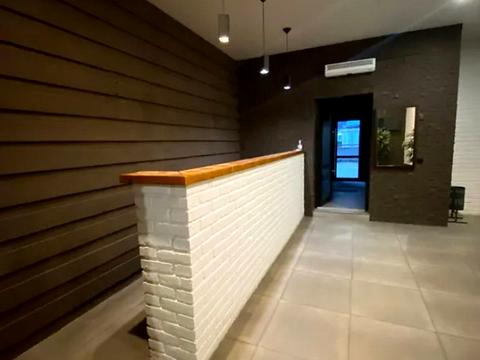 комерційна за адресою Срібнокільська вул., 3-Б