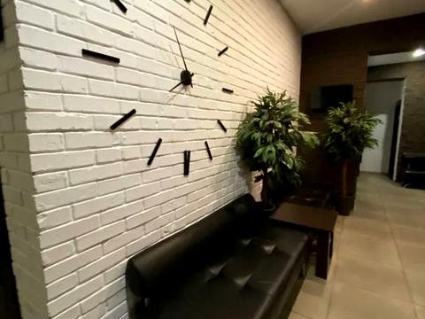 комерційна за адресою Срібнокільська вул., 3-Б