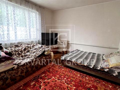 будинок за адресою Травнева