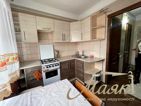 квартира за адресою Шкільна вул. (Героїв Сталінграда), 8