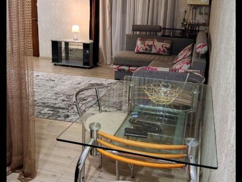 дом по адресу Канатівська ул. (Толстого)