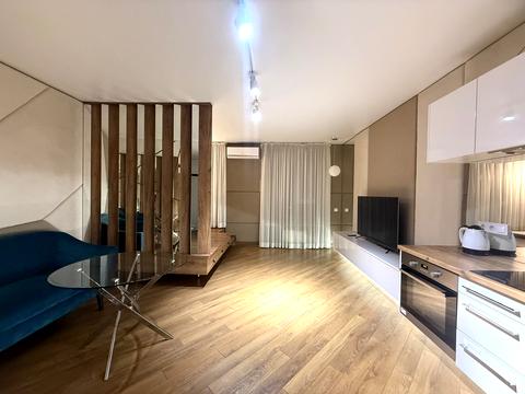 квартира за адресою Соборності просп. (Возз'єднання), 17 к2