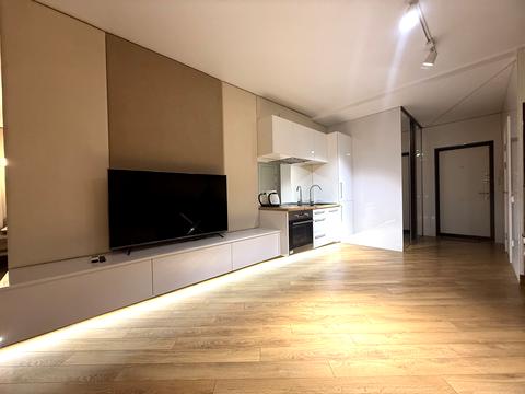 квартира за адресою Соборності просп. (Возз'єднання), 17 к2