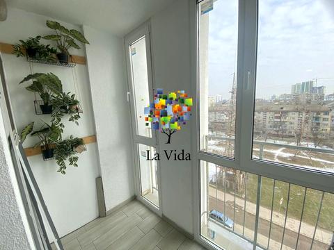 квартира за адресою Регенераторна вул., 4 к17