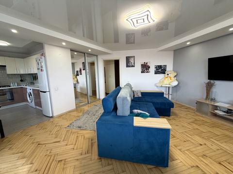 квартира за адресою Незалежної України вул. (40 років Радянської України), 2-А