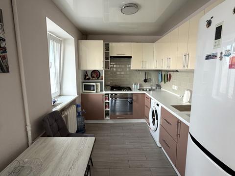 квартира за адресою Незалежної України вул. (40 років Радянської України), 2-А