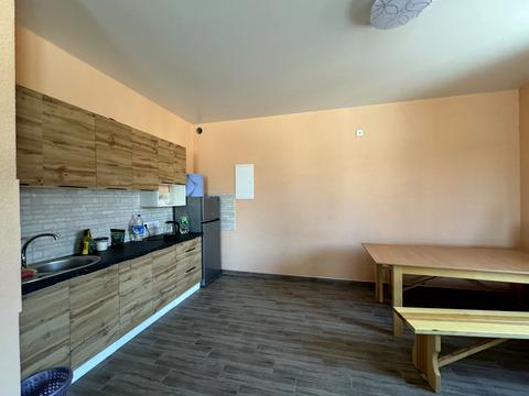 комерційна за адресою Холодноярська вул. (Московська), 1