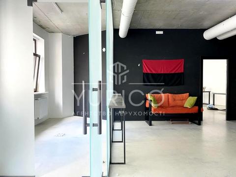 комерційна за адресою Воздвиженська вул., 51