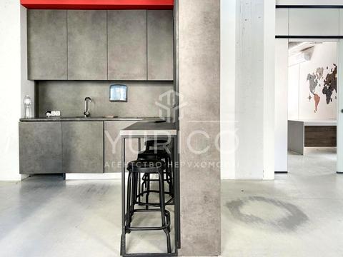 комерційна за адресою Воздвиженська вул., 51